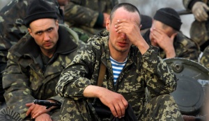 Ukrainian soldiers in captive after Russian agression in Crimea (source: orientalreview.org)